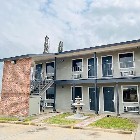 Coachway Inn Luling Exterior photo